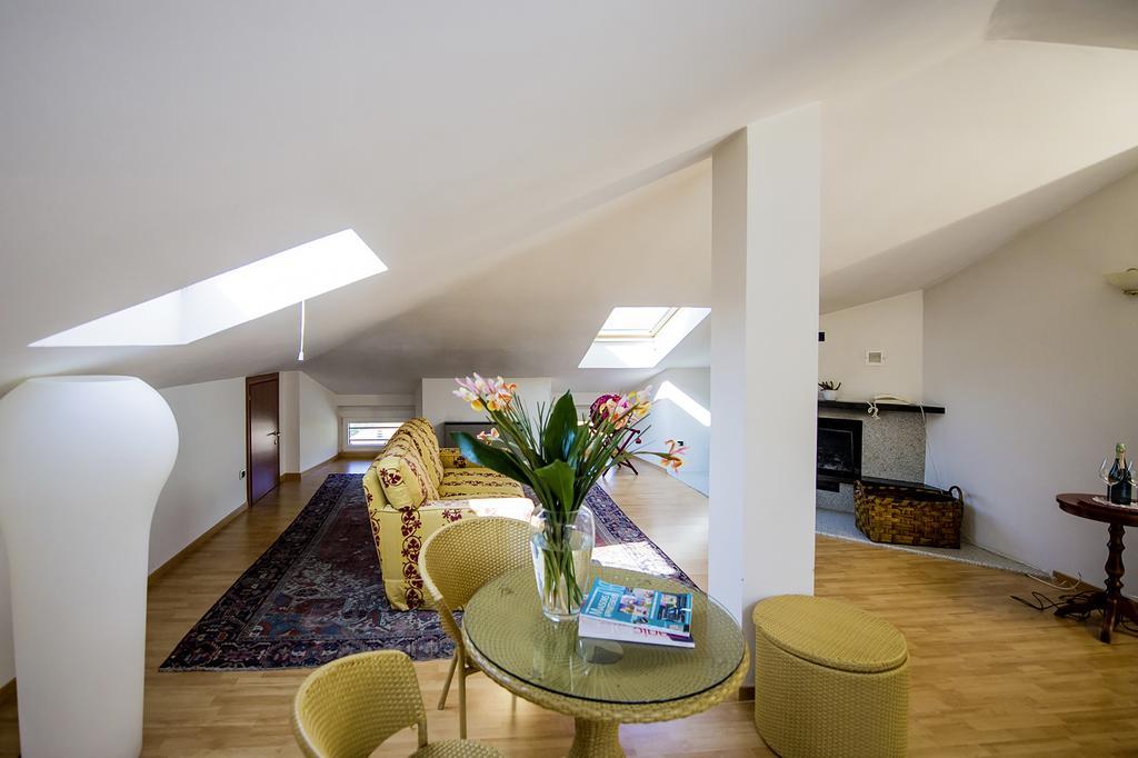 Hotel San Gerolamo Vercurago Ngoại thất bức ảnh