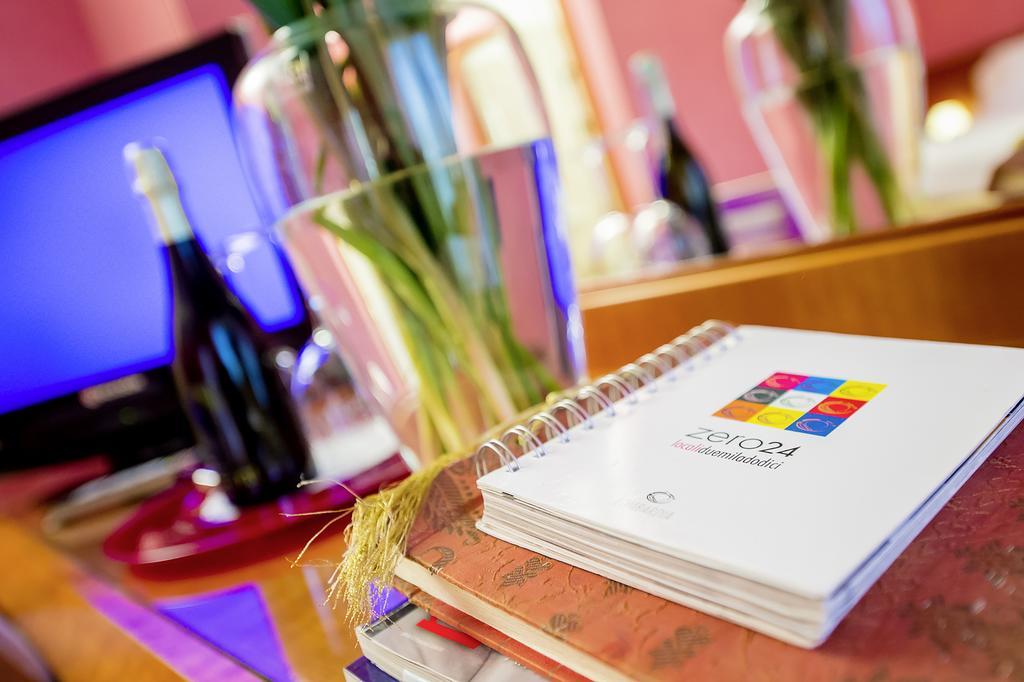 Hotel San Gerolamo Vercurago Ngoại thất bức ảnh