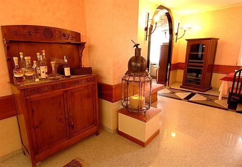 Hotel San Gerolamo Vercurago Ngoại thất bức ảnh